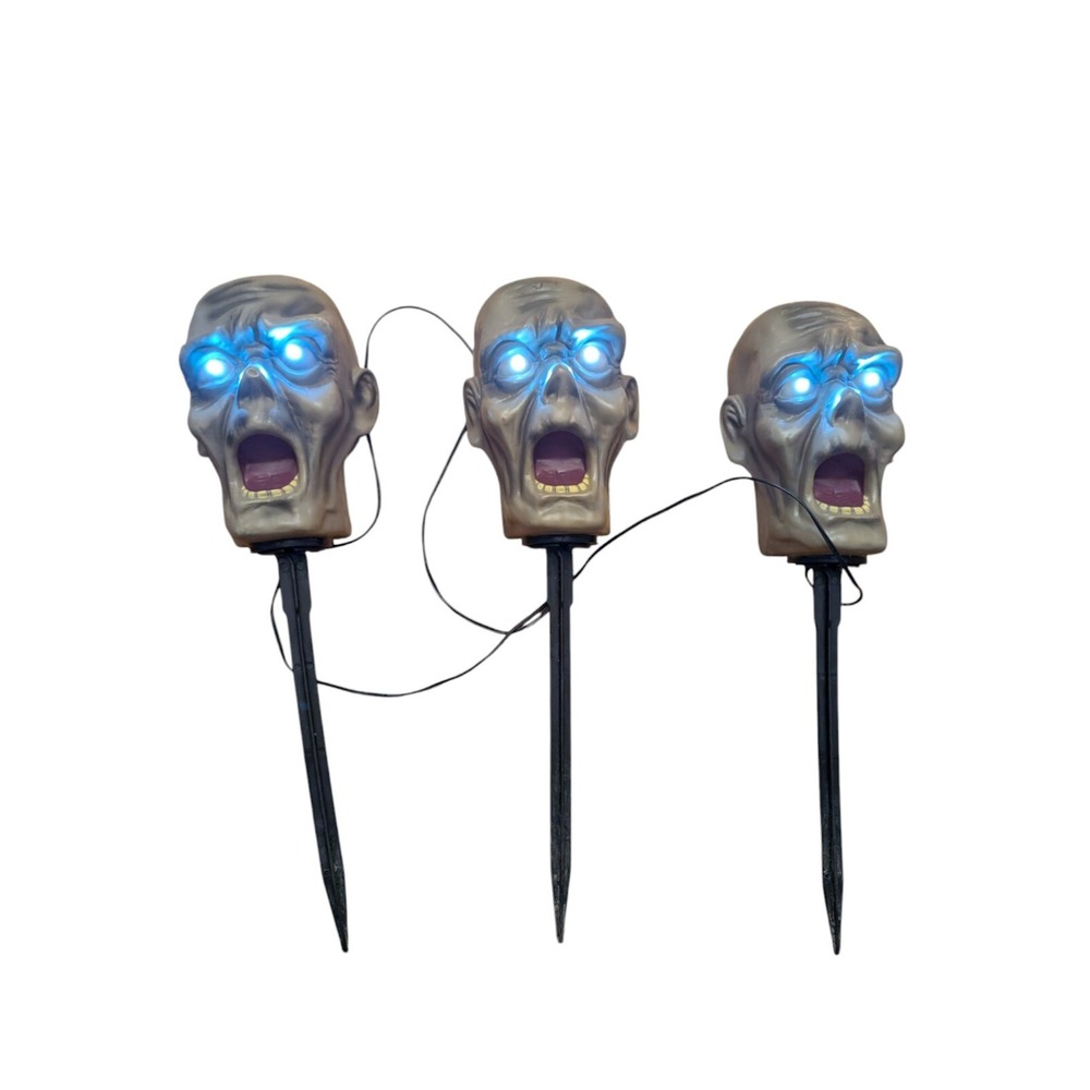 Set of 3 Zombie Head Skull Blow Molds Lights Pathway 2010 Magic Power Co TESTED